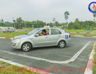 HỌC LÁI XE HẠNG B Tự Động